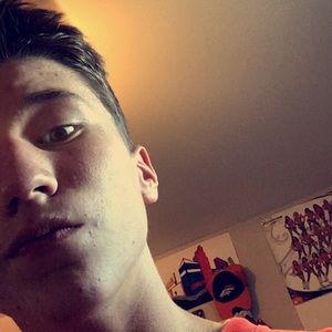 Meet your Posher, Ethan